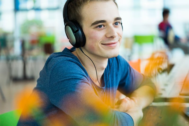 ascolto Audio libro con le cuffie