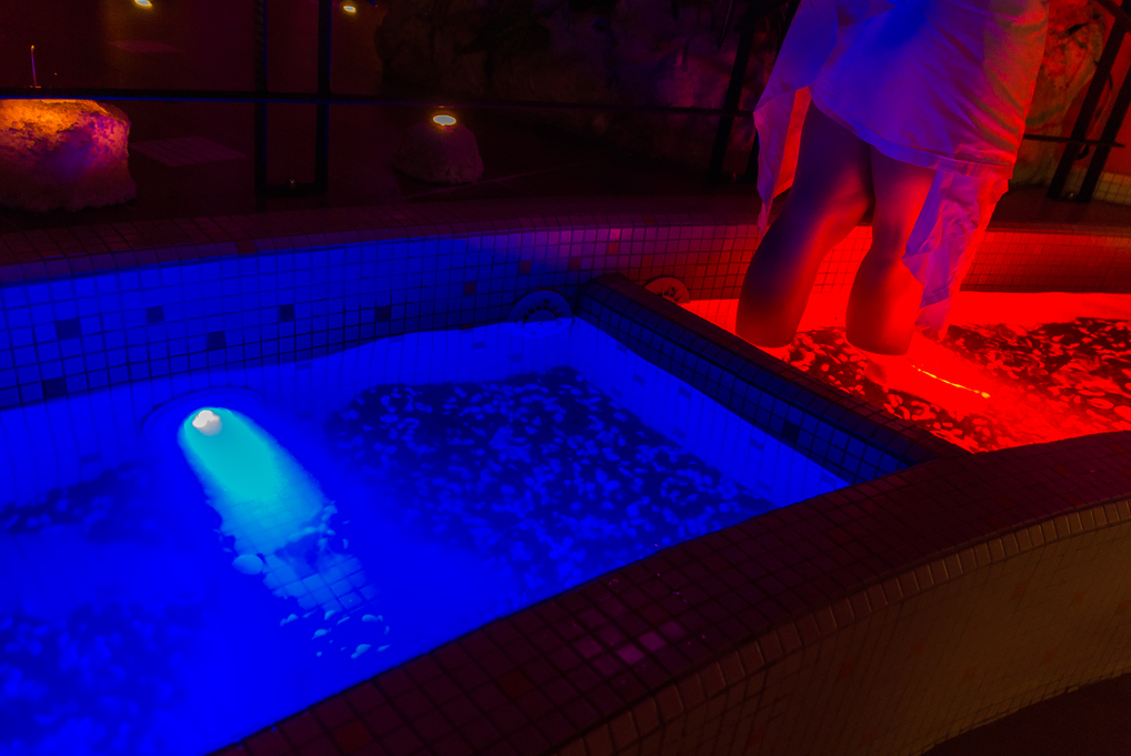 Kalt/Warm Fussbad rot und blau